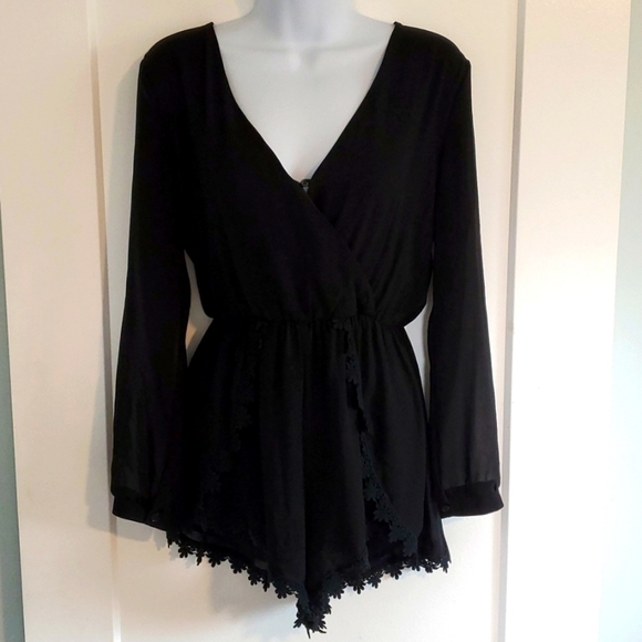 ASTR the Label Black Lace Trim Romper size xs - Picture 6 of 8